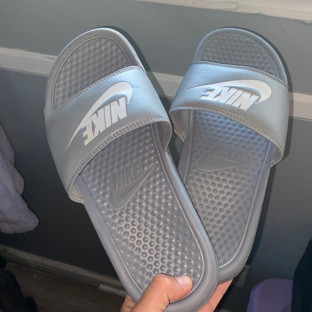 Nike slides